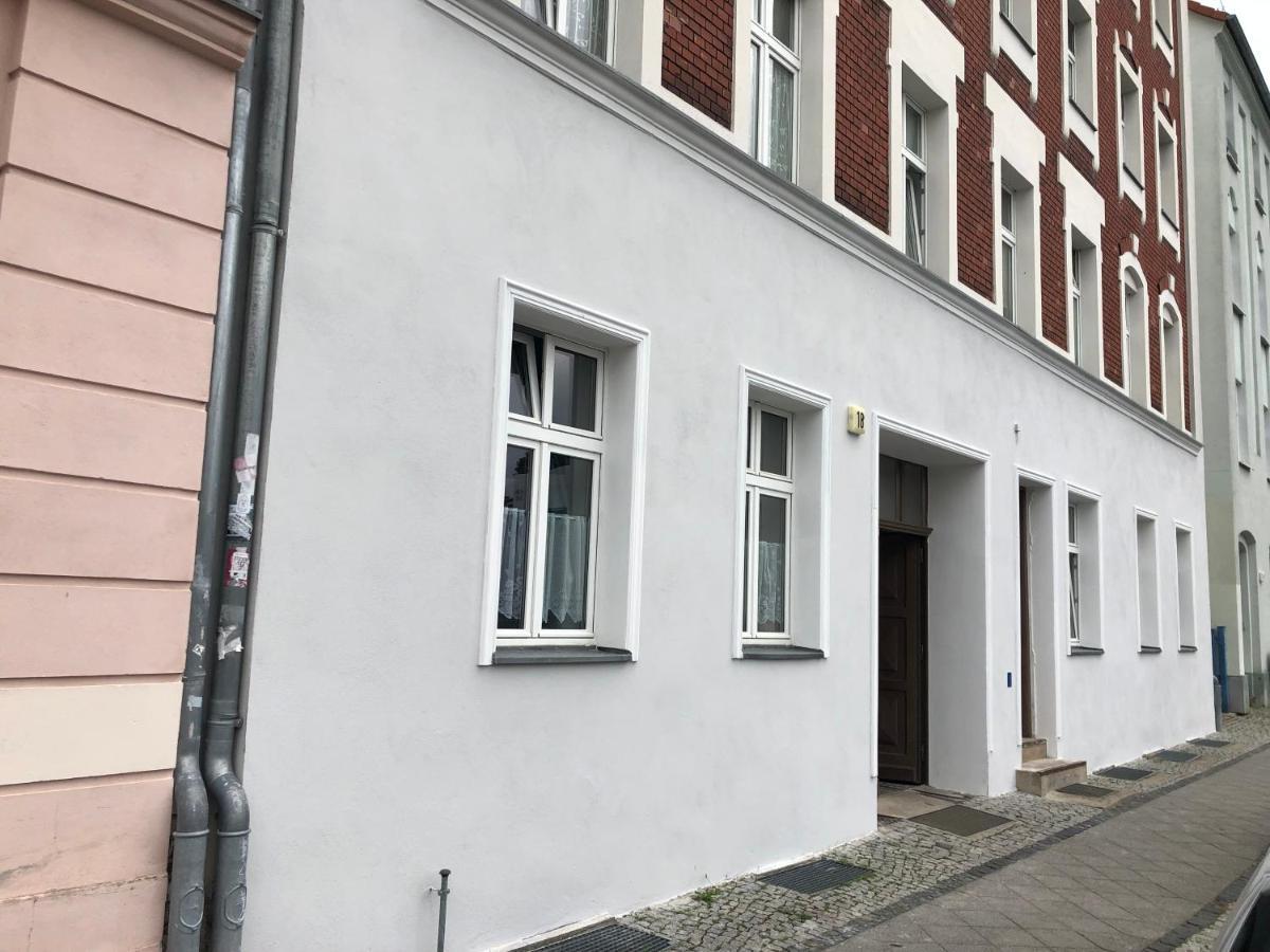 Modernes Apartment Lieblingsfleck I 2 Schlafzimmer I 4 Betten I Zentrumsnah Eberswalde Exterior foto